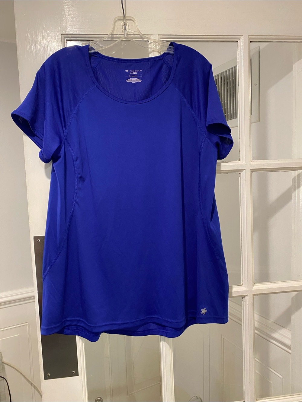 TEK Gear size XL T-shirt good condition